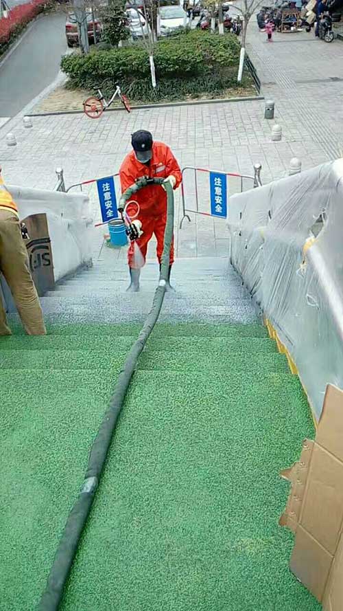 天桥楼梯防滑耐磨聚脲喷涂(图1) 天桥楼梯防滑耐磨聚脲喷涂